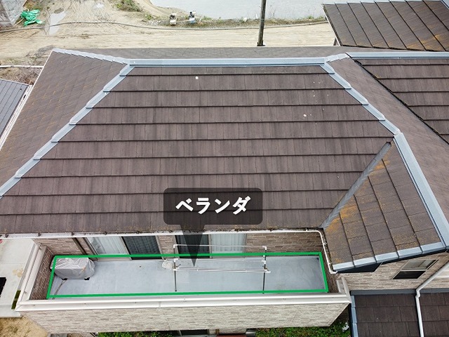 2階建て木造住宅のベランダ