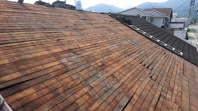 雨漏りで傷んだ野地板