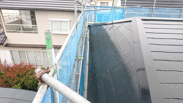 屋根工事の足場