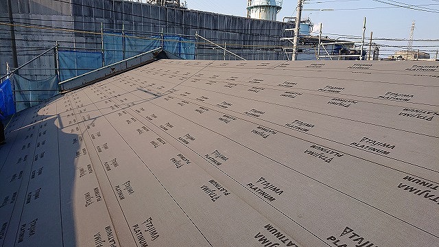 ゴムアスルーフィング張り