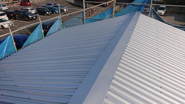 カバールーフのリフレアルーフ