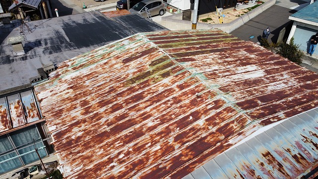 瓦棒板金の屋根