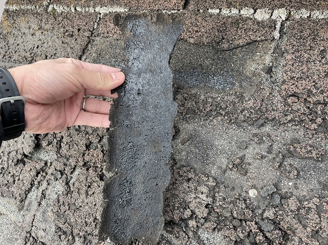 今治市Y様邸　剥がれてしまったアスファルトシングルの屋根