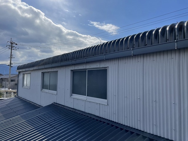 外壁塗装した倉庫の2階
