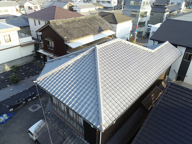 新居浜市にて雨漏りの悩みを屋根リフォームで解決！