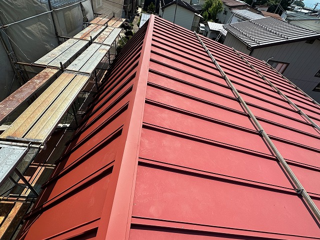 完了した板金屋根