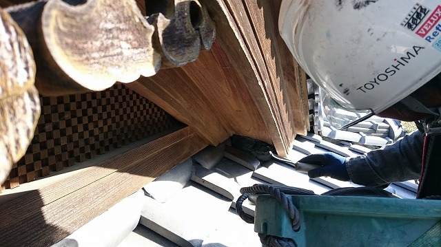 南蛮漆喰で隙間埋め