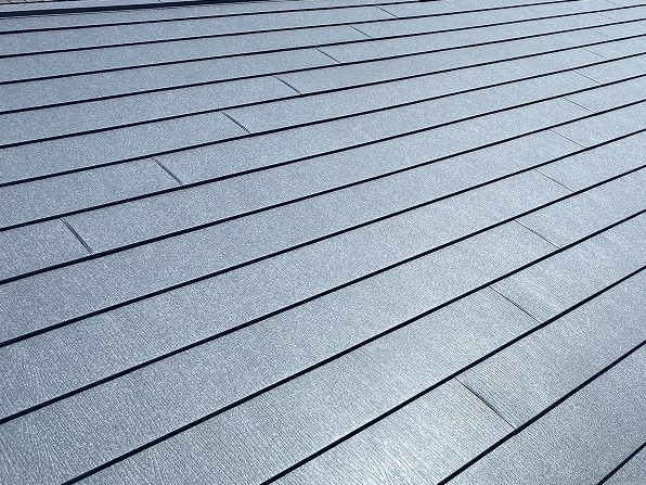 エスジーエル鋼板のスーパーガルテクトで葺き替えた屋根