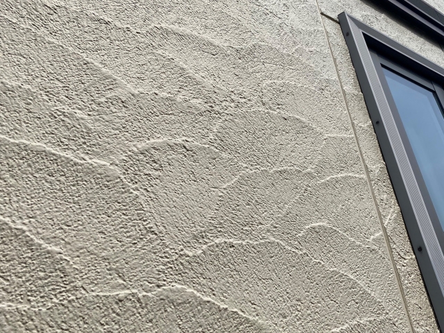 ジョリパッドが施された外壁