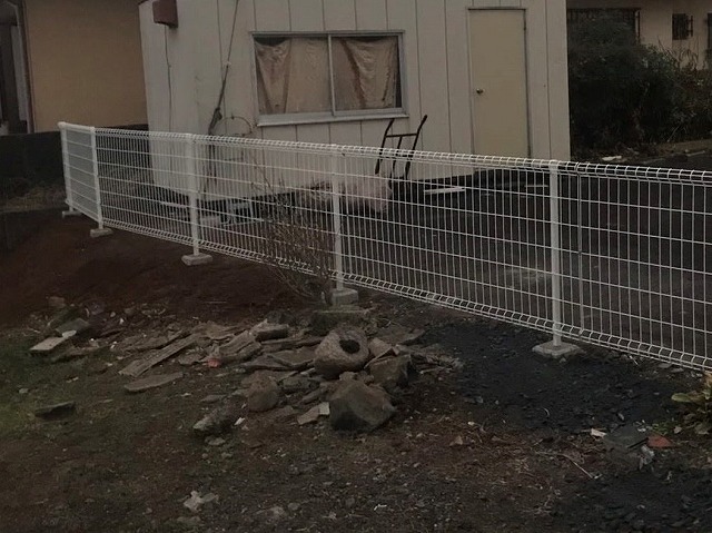 修繕が完了した水戸市内の外溝フェンス