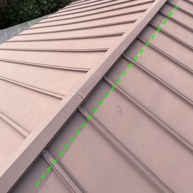 赤茶色の水戸市の瓦棒屋根