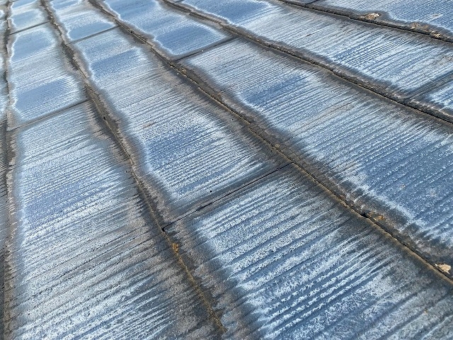 水戸市のスレート屋根は塗膜が劣化