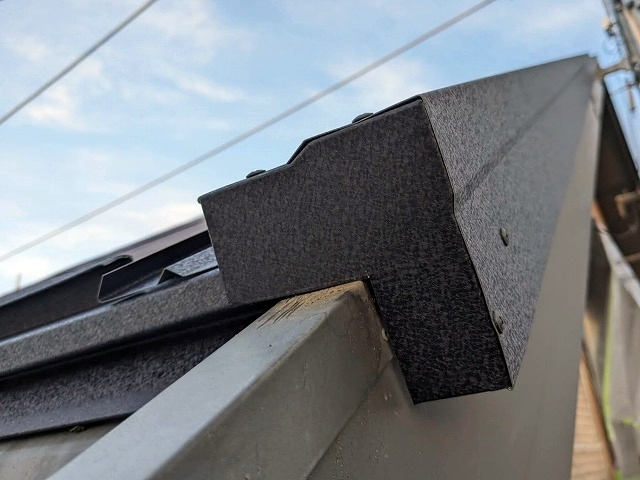 ケラバ板金の取り付け終了
