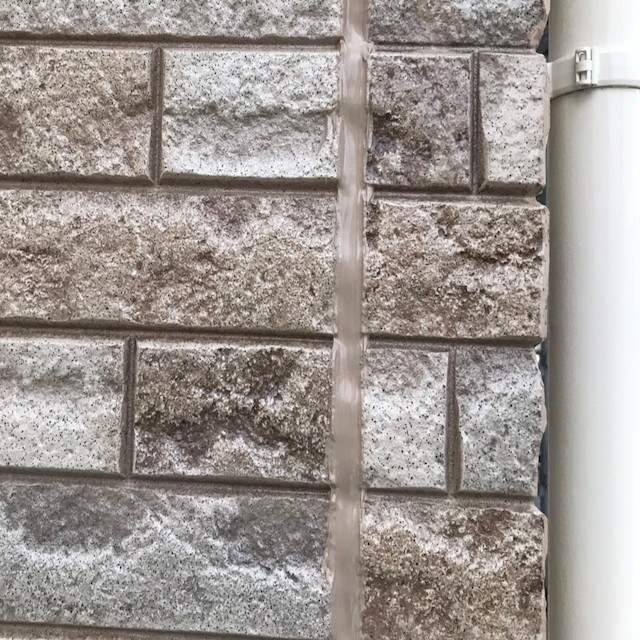 シーリングの再打設を行った水戸市の外壁