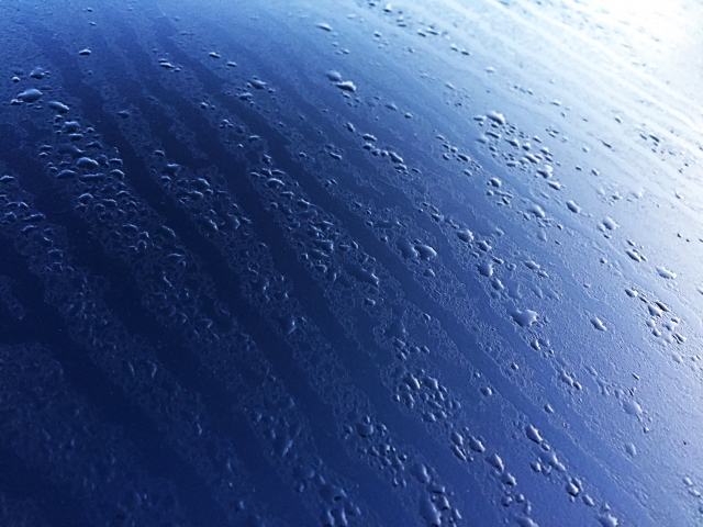 金属の結露イメージ