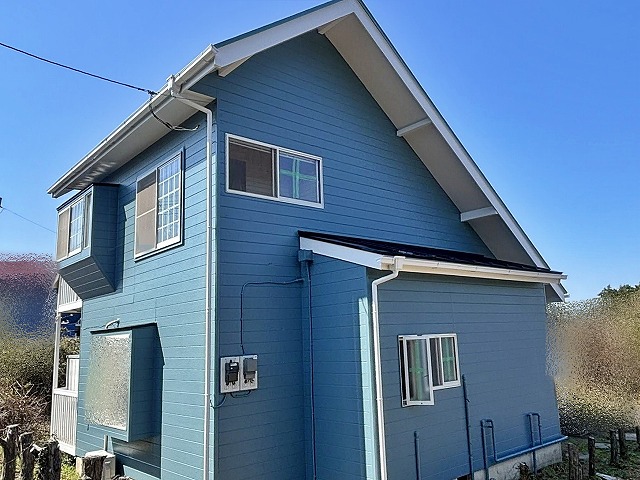 鉾田市の別荘地にある建物の外壁塗装後