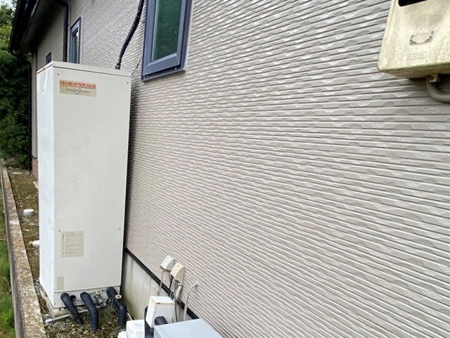 水戸市ソーラーシステム型太陽熱温水器の貯湯タンク