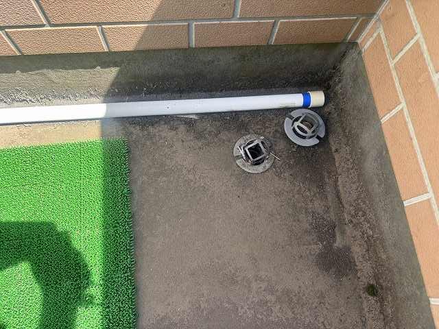 バラんだの排水ドレン部を確認
