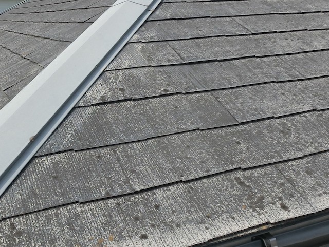 西北に降る降り棟