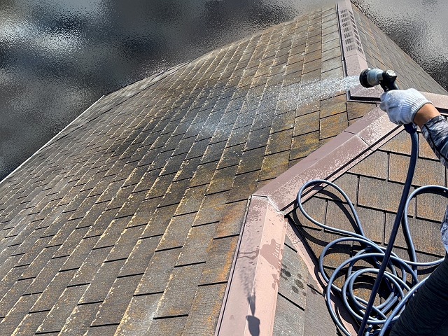 高圧洗浄機を使用せず手作業でスぺリアルNEOを洗浄