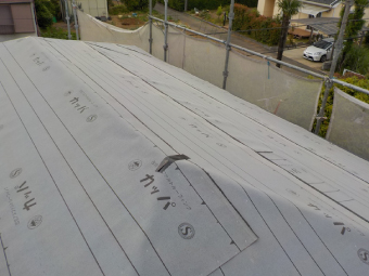 野地板に直接ルーフィングを固定する場合