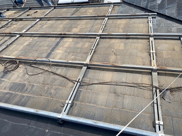 モジュールと架台は撤去処分