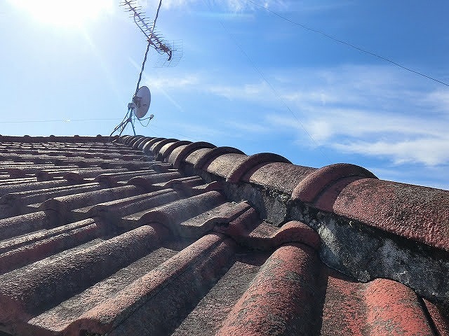 廃盤屋根材の一つに数えられるモニエル瓦