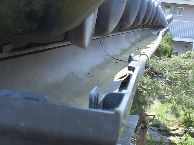 雨樋交換工事勾配不良の雨樋