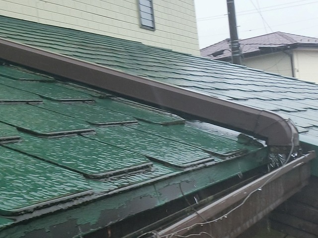 這い樋がズレている