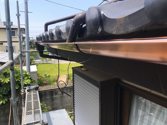 光沢があり綺麗な銅板雨樋