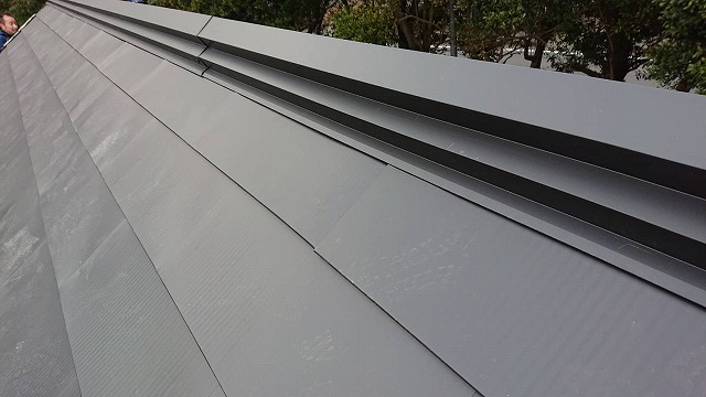 ガルバリウム銅板棟二段板金