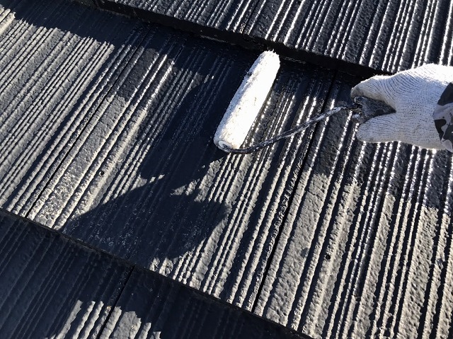 クリアーシーラーを塗布する