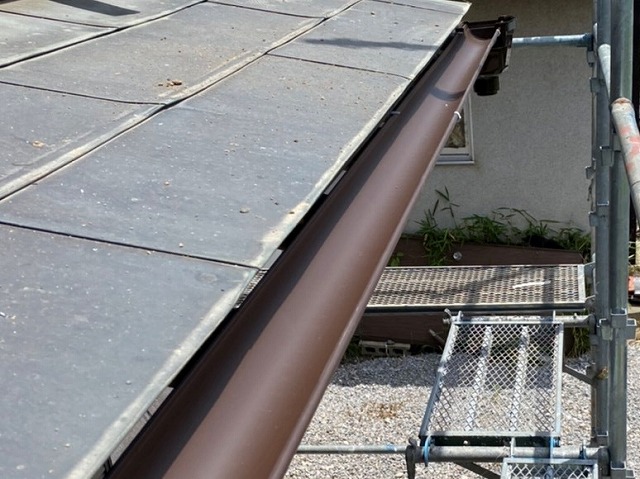 2階の雨樋交換工事終了