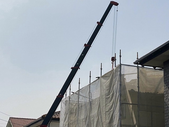 屋根リフォームきっかけ近隣で工事をしている