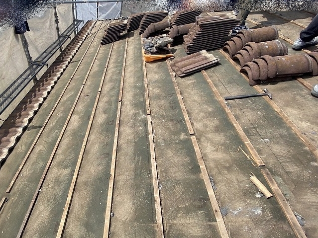 築約20年の防水紙の状態