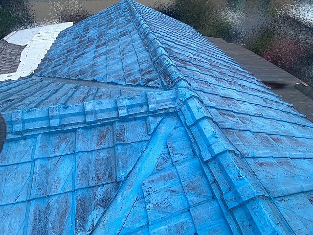 築50年以上の寿命を超えたセメント瓦屋根