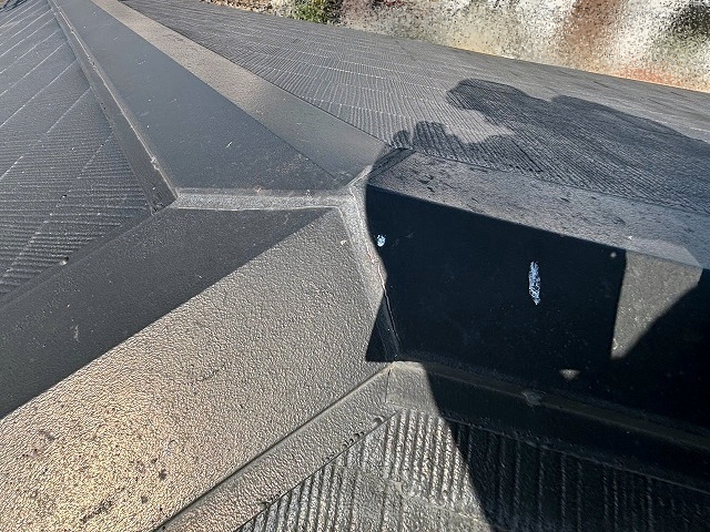 茨城町の雨漏りは棟板金の修理のみで改善されるのか？