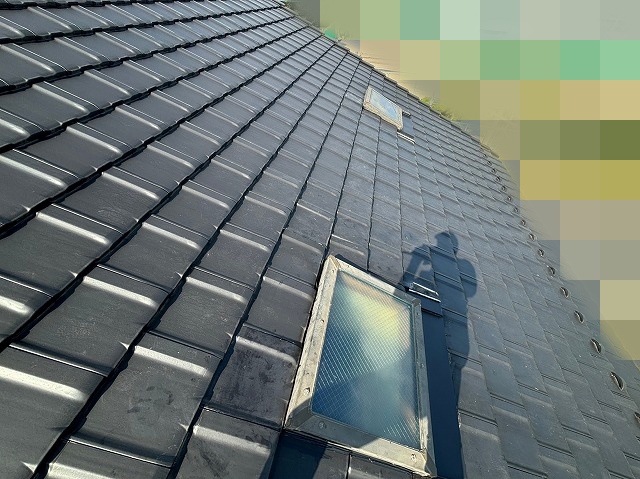 板金での雨仕舞を実施した二つの天窓