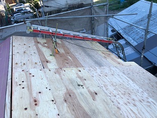 構造用合板１２ミリ施工