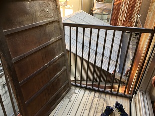 バルコニー撤去