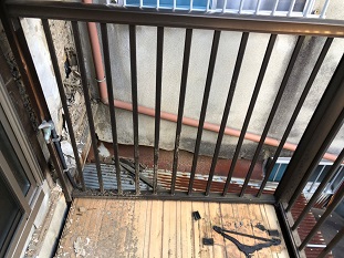 バルコニー解体