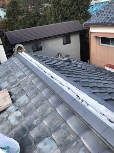 いぶし瓦棟積み直し