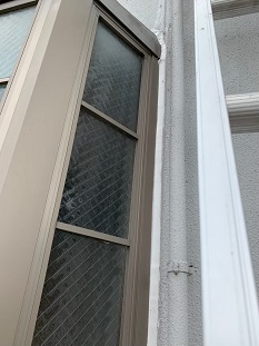 出窓コーキング