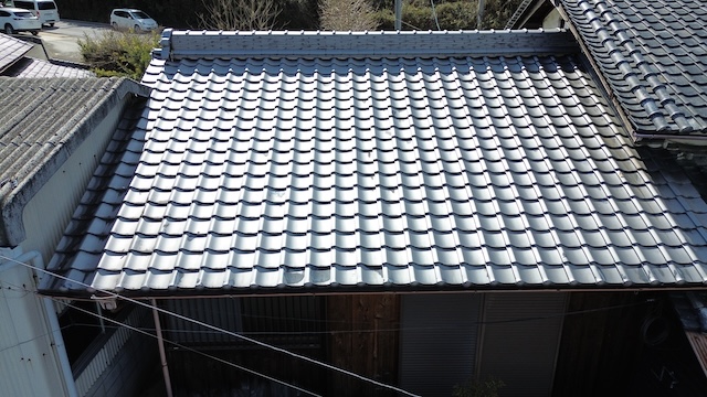 葺き替え工事が推奨される屋根