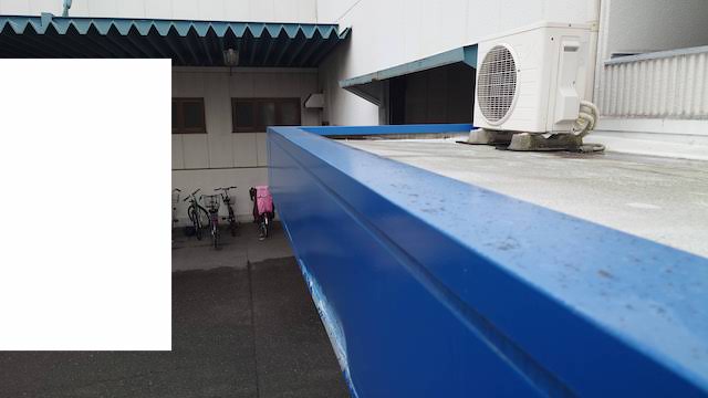 エントランス側面