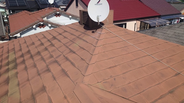 劣化が見受けられるカラーベスト