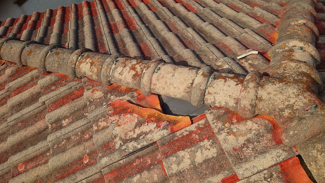 スペイン瓦(S型)酷く劣化