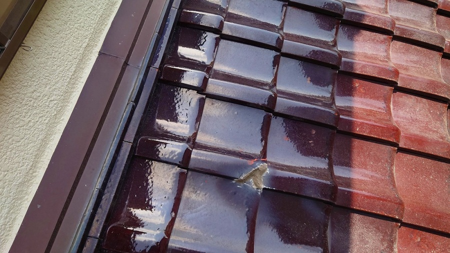 釉薬瓦の目欠け