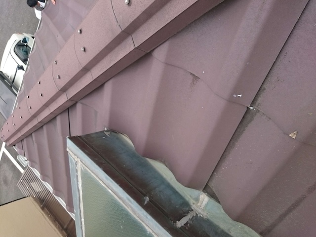 天窓周りの板金・シーリングの劣化と雨水の侵入経路