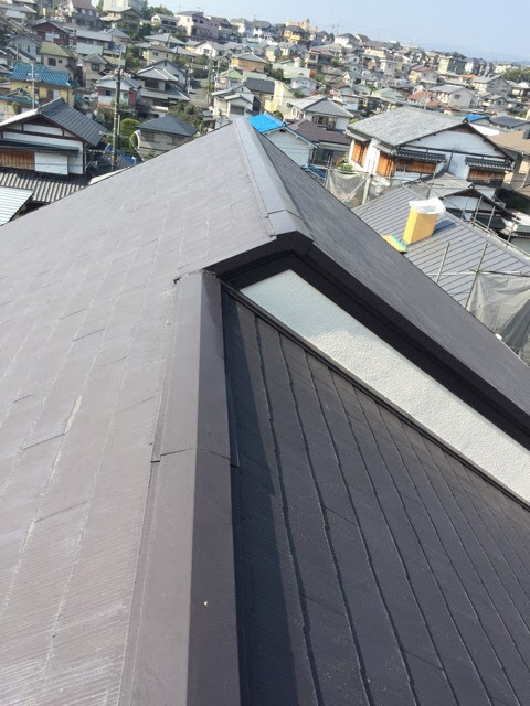 左京区でのドローンを用いた安全で正確な屋根診断の様子